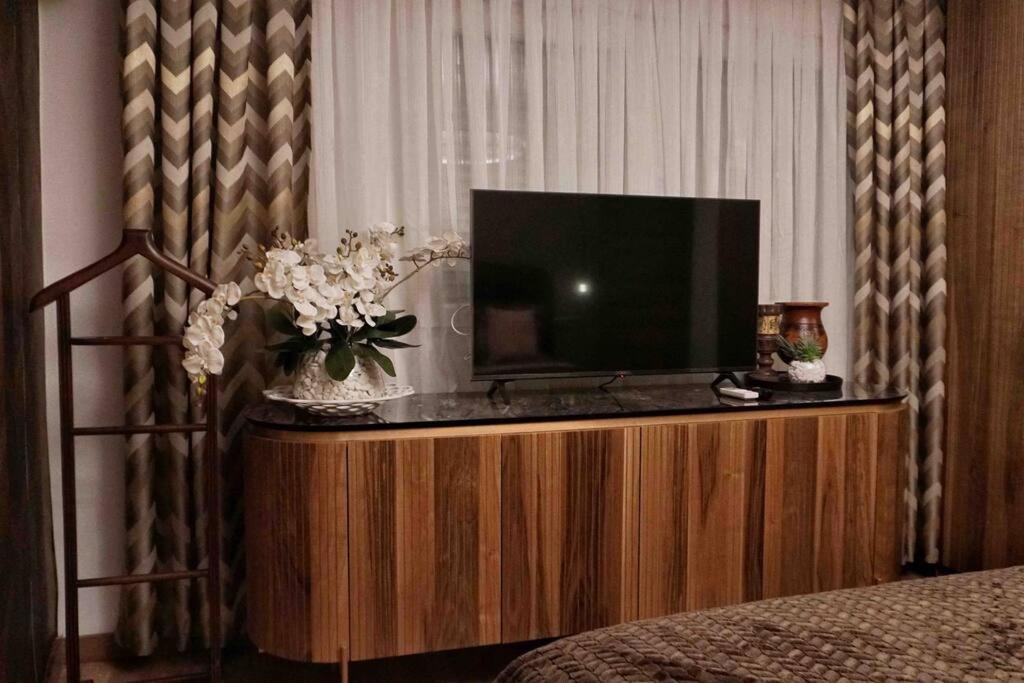 New Luxury 3-Bedroom Apartment Segovia Exteriör bild